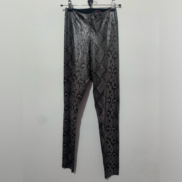 Commando 7/8 Faux Leather Animal Legging Perfect Control High Rise Grey Snake S - Picture 6 of 11